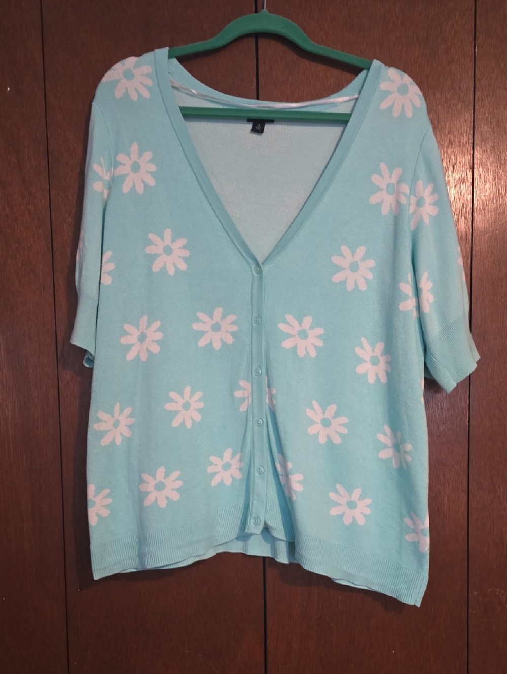Torrid V-Neck Short Sleeve Daisy Cardigan